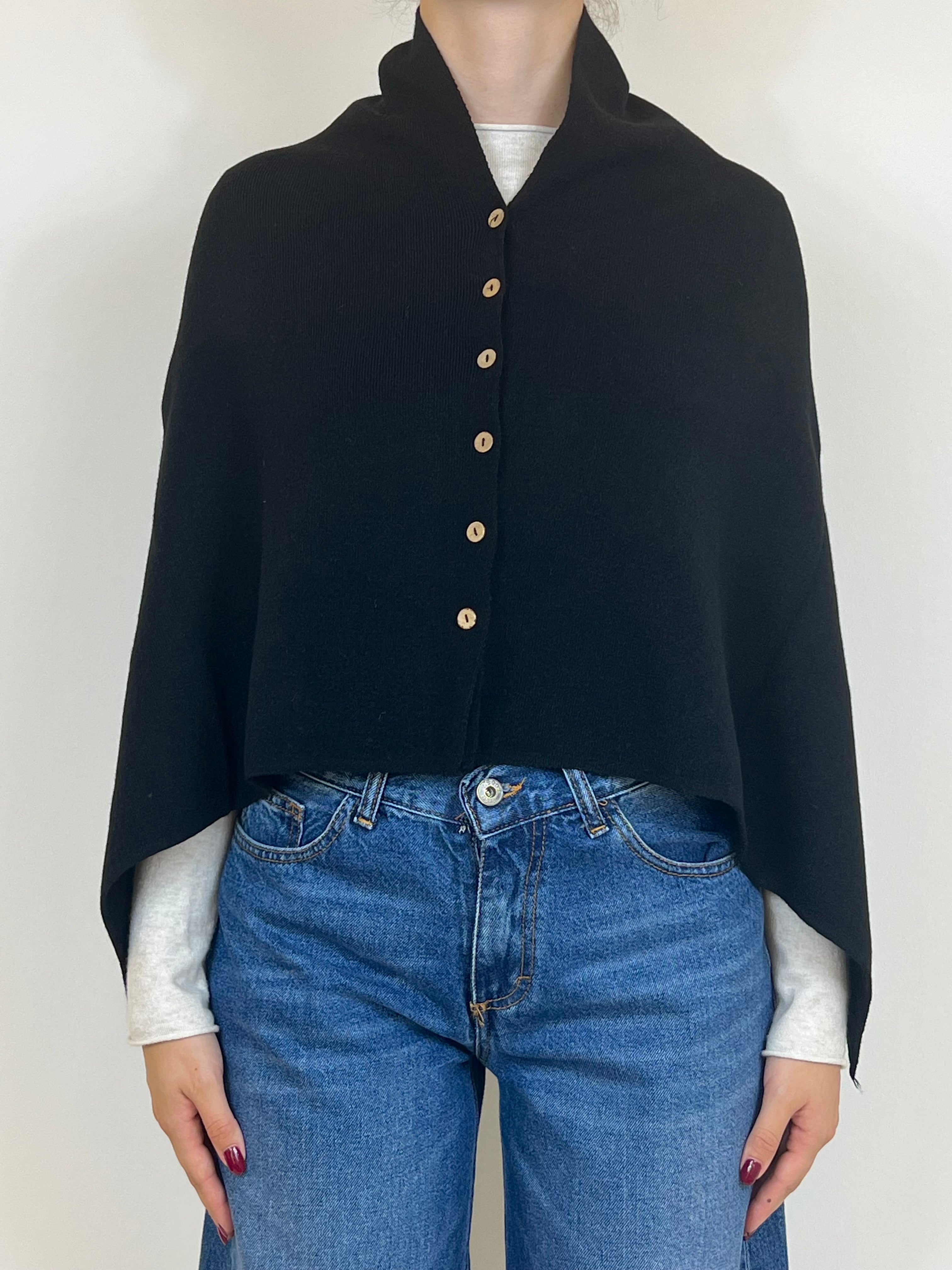 Matié poncho bottoni