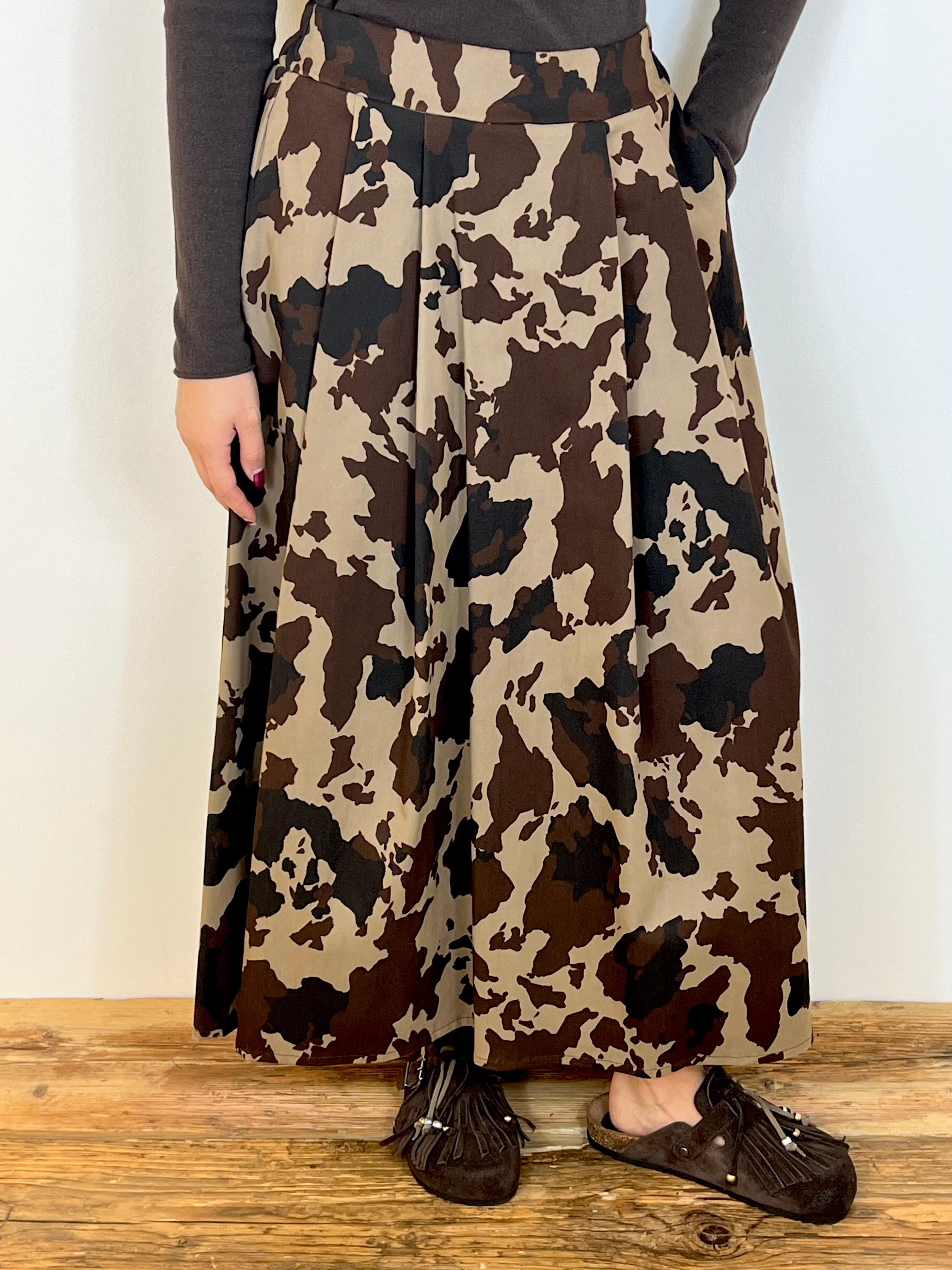 Matié gonna camouflage cow