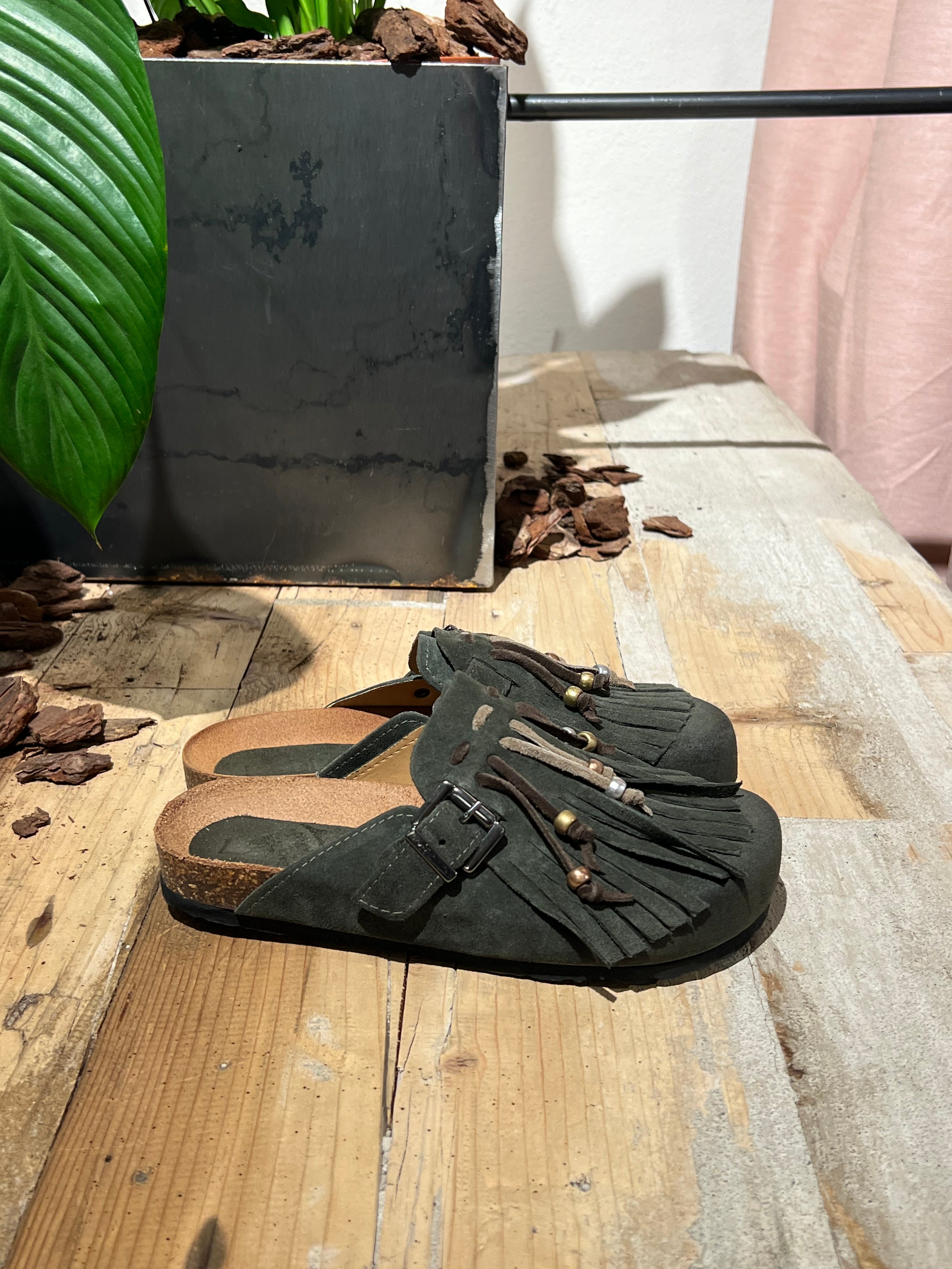 Birky camoscio frange verde