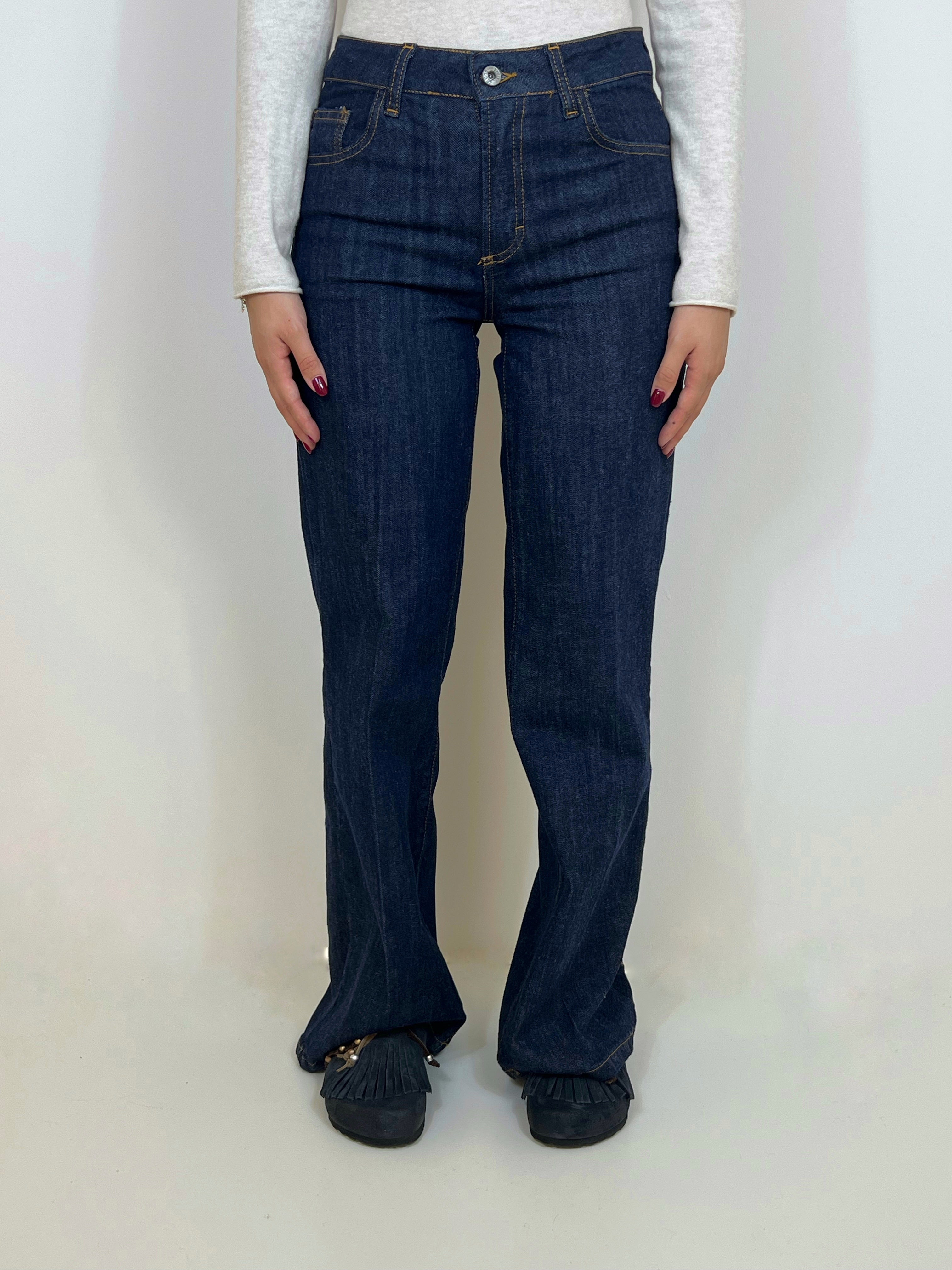 Matié jeans skyscraper