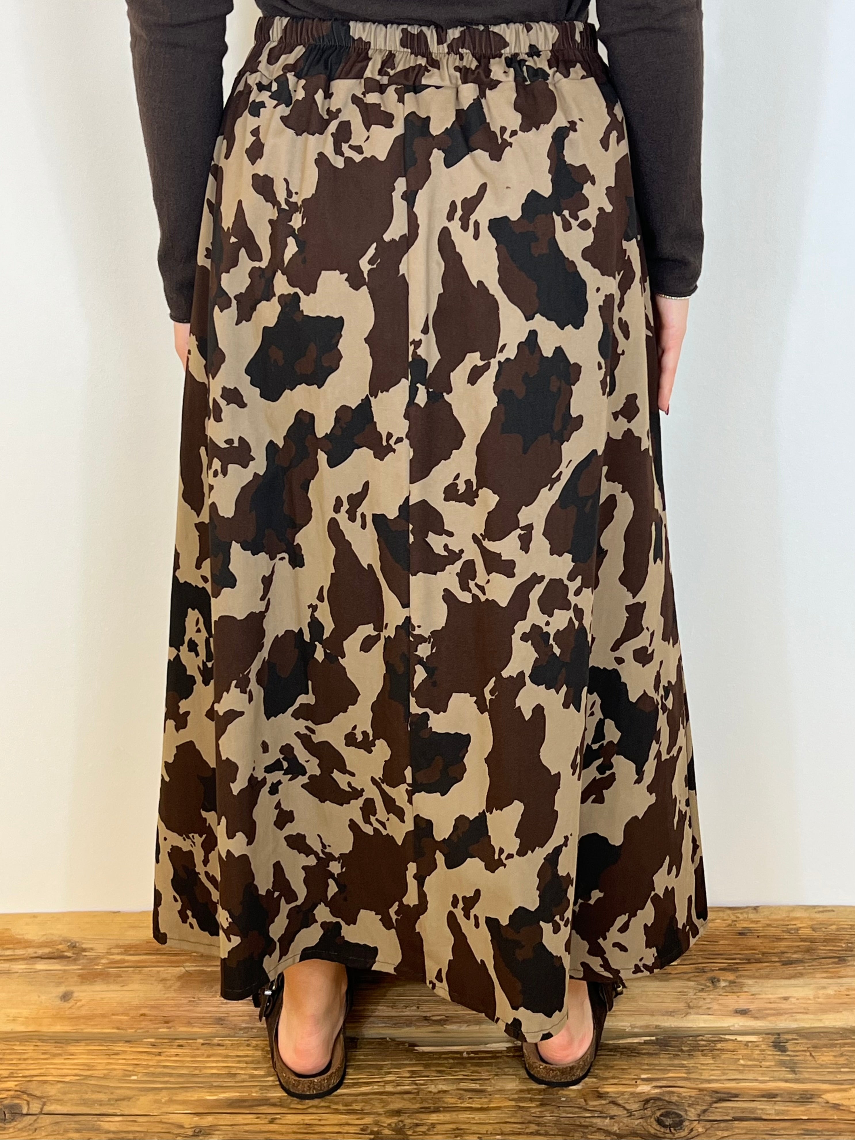 Matié gonna camouflage cow