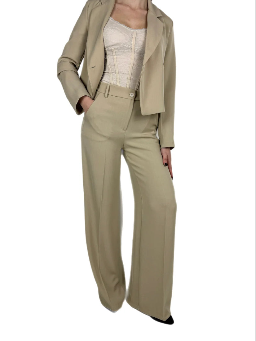 Brand blazer crop beige